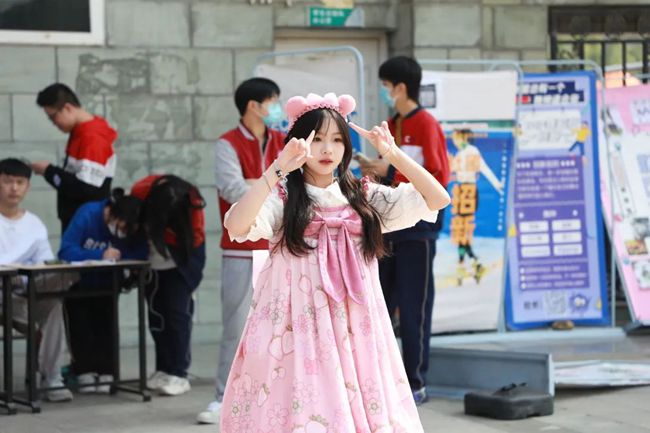 2026年四川單招都是民辦嗎_2026年四川單招時間是多少