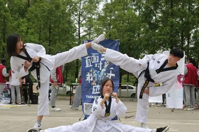 2026年成都鐵路局高校畢業生招聘公告